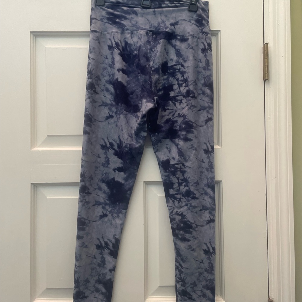 NWOT Denim Blue Tie-Dye Spandex Compression Ankle Leggings Large